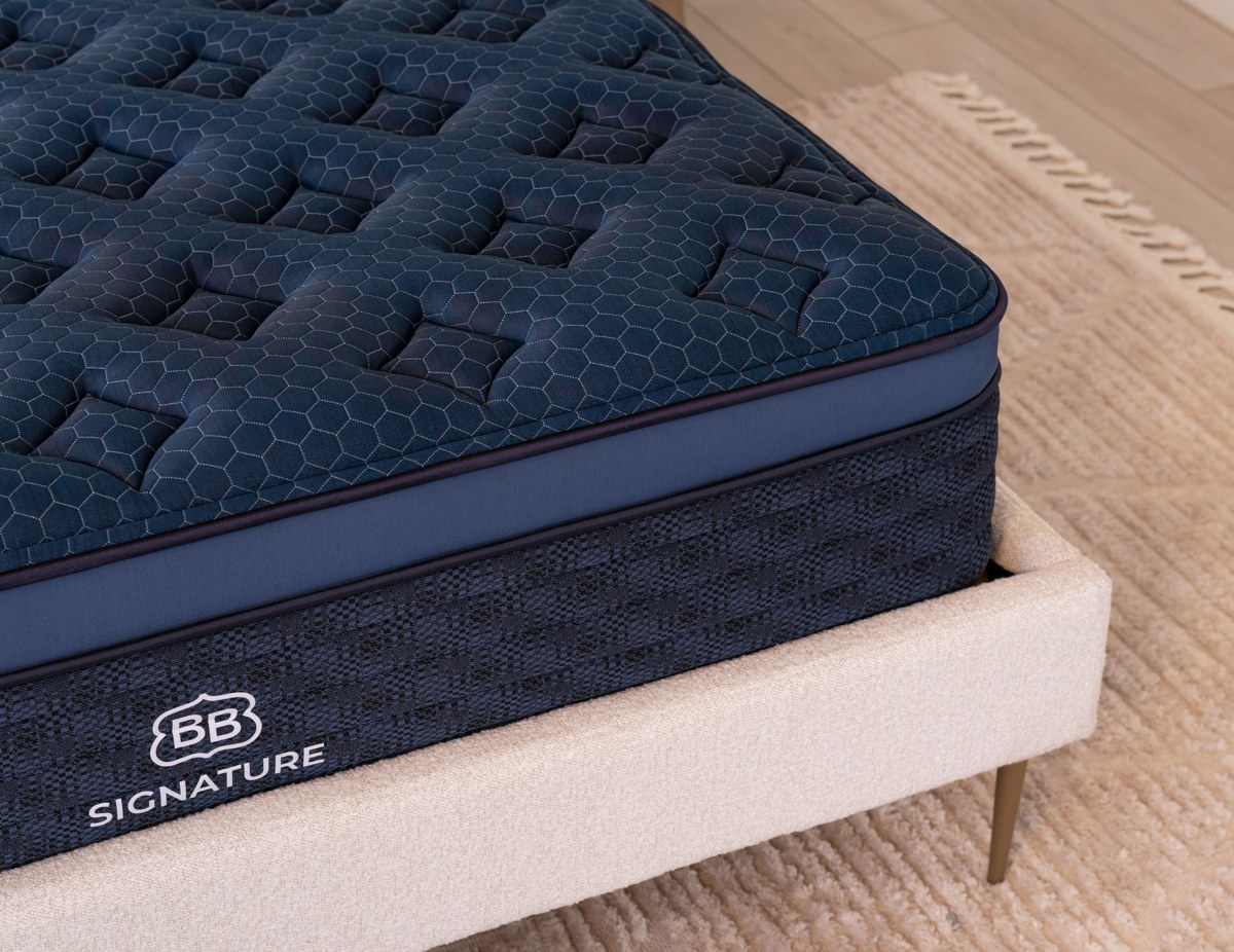 Signature Hybrid Cloud Pillow Top